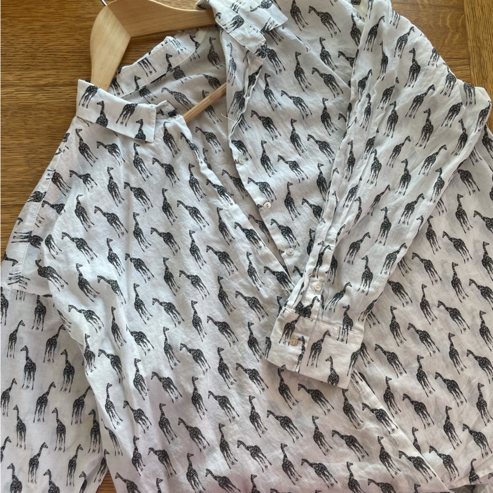 *24 hrs only!* Giraffe print sheer button down, fits S/M